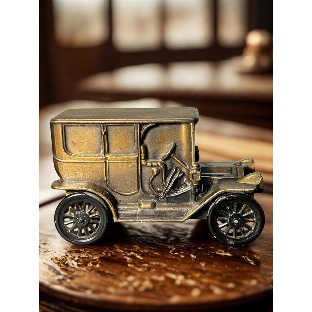 Banthrico 1970s Gold f1908 Cadillac Die-Cast Coin Bank Peoples Bank, 5x3” AS IS